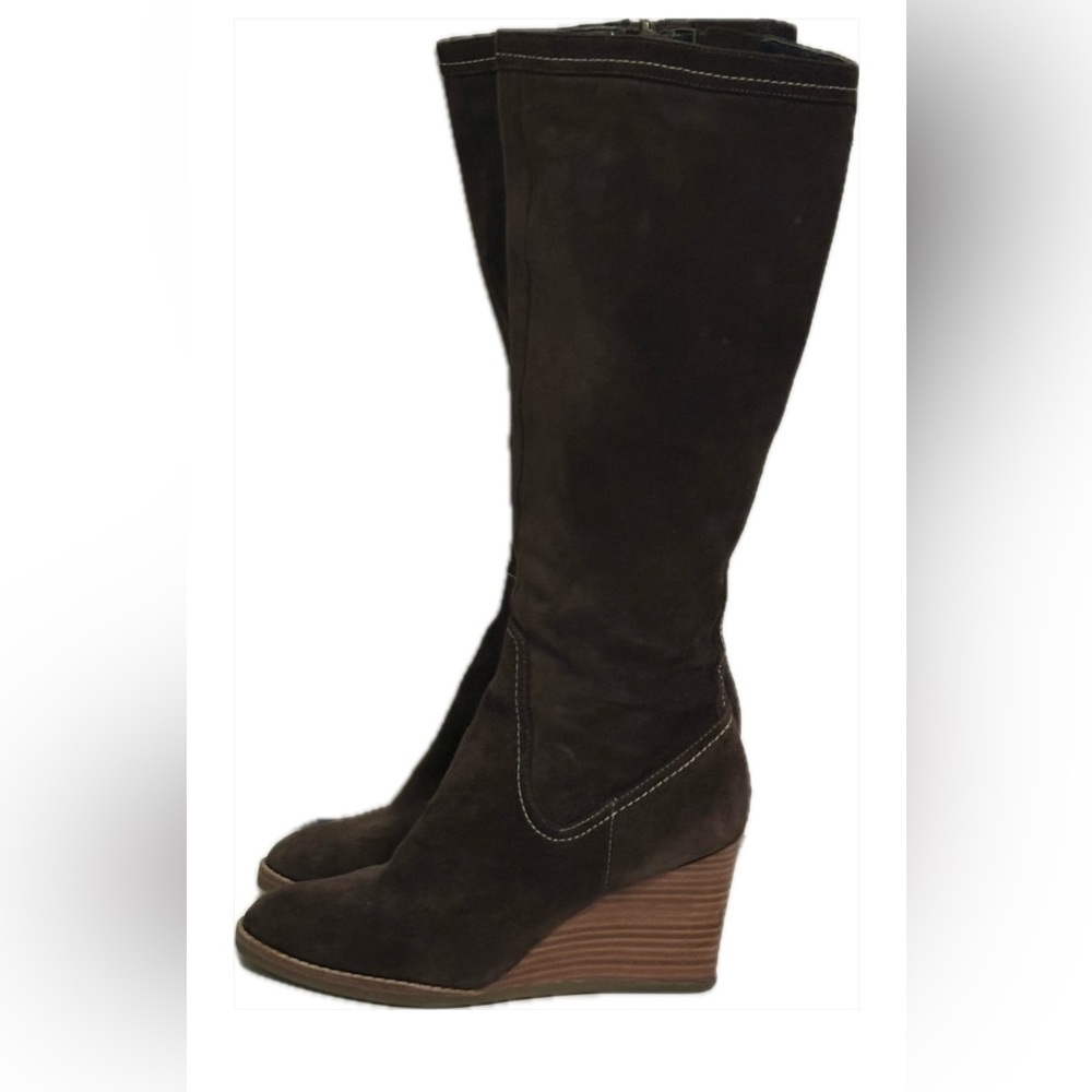 Loft platform suade boots